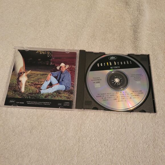 No Fences by Garth Brooks (CD, Sep-1990, Liberty) Country Music - Picture 3 of 4